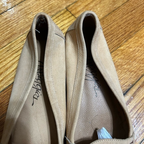 Arpeggios VTG Tan  Leather Flat Loafers Causal Women's Shoes Size 7.5 M - Picture 5 of 11